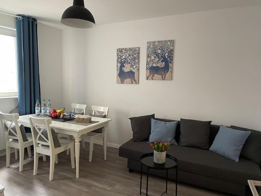 City Apartment 3 Krefeld - 20 Km Dus Airport/Messe ภายนอก รูปภาพ
